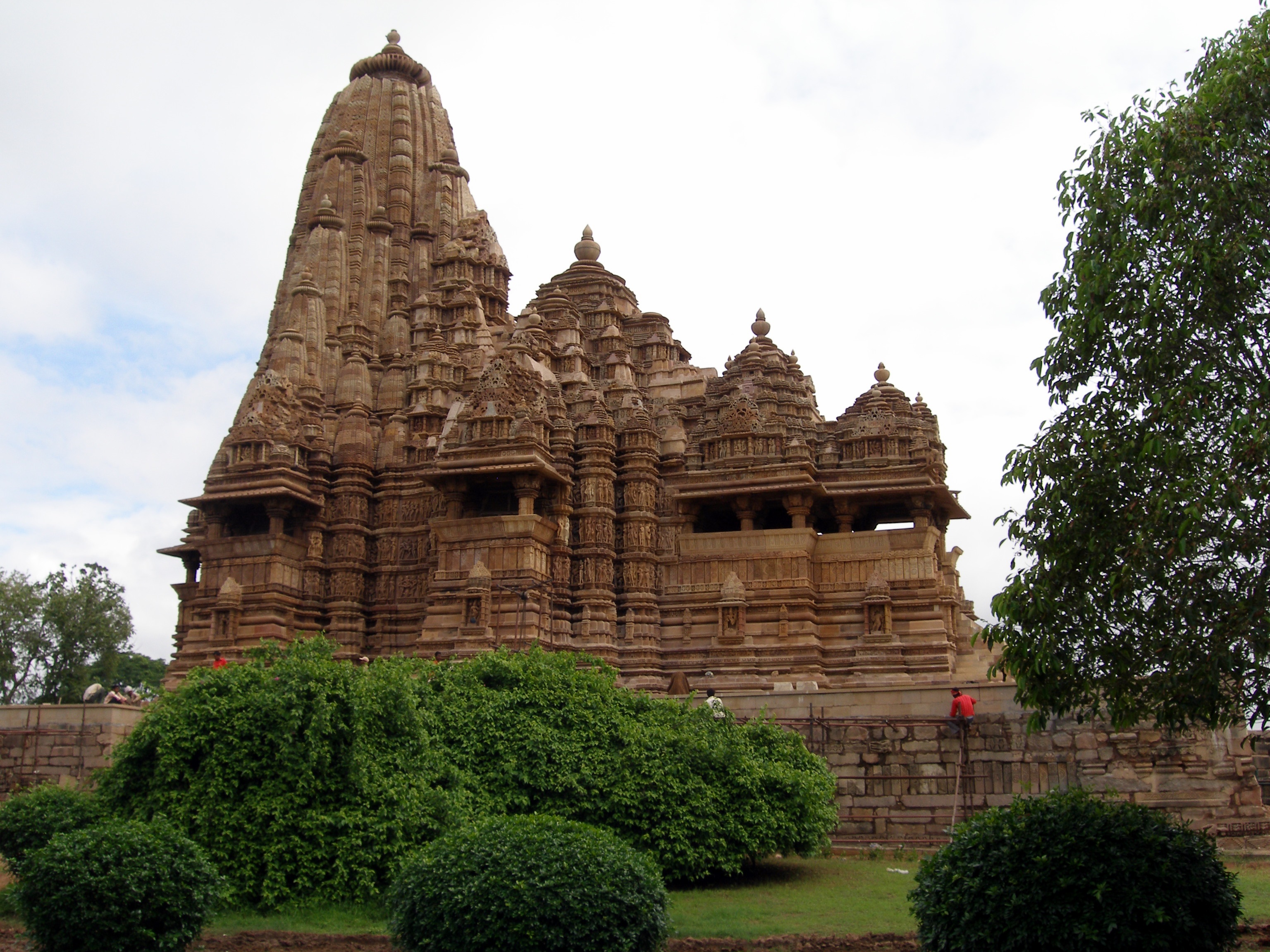 Kandariya Mahadev Temple Khajuraho