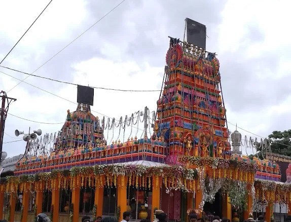 Sri Darbar Maisamma Temple Karwan