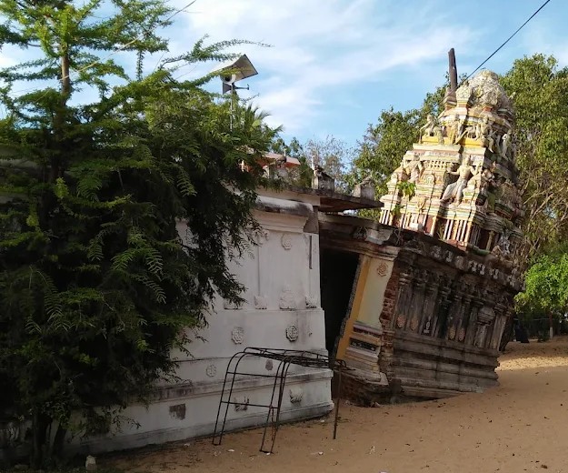 Ealathu Tiruchendur Murugan Temple - Kalladi