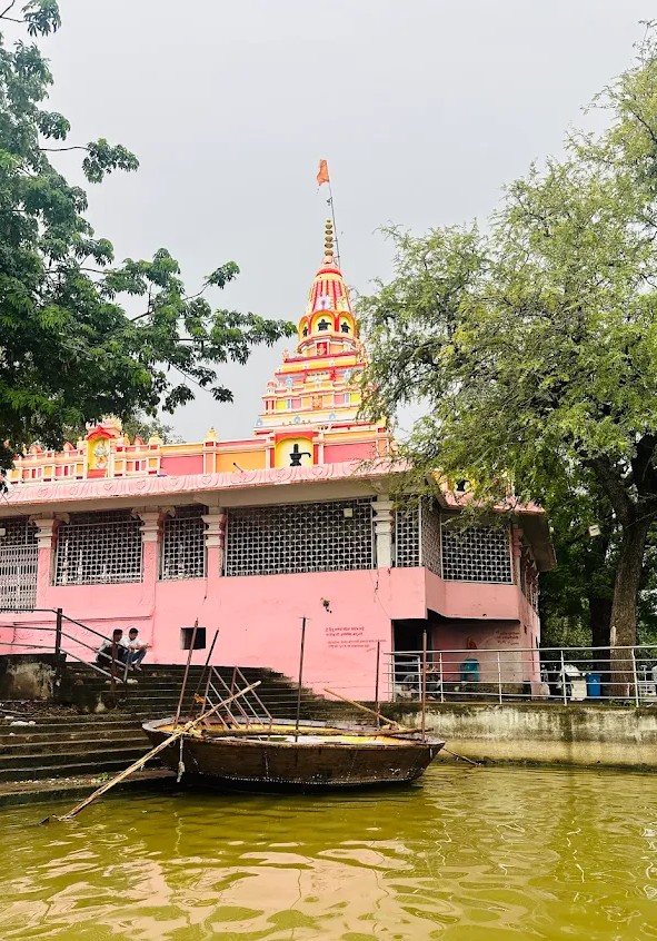 Kaleshwar Mandir Vishnupuri