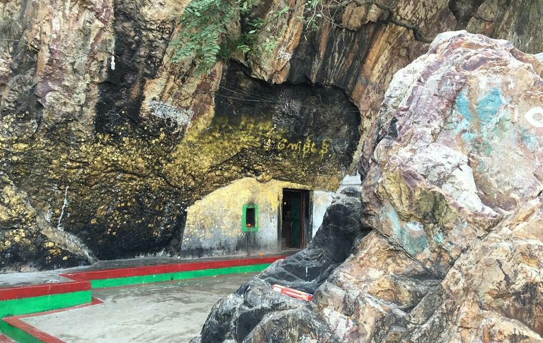 Dungeshwari Cave Temple