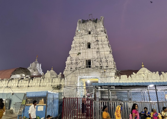 Sri Raja Rajeshwara Swamy Temple