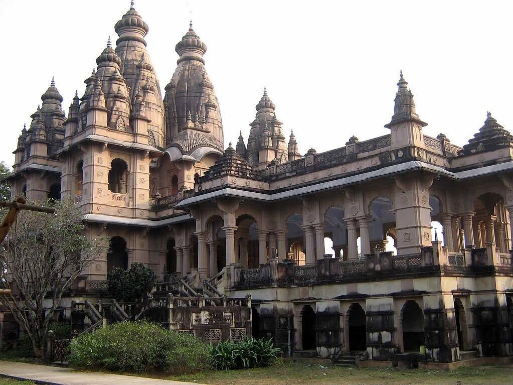 Naulakha Temple Deoghar