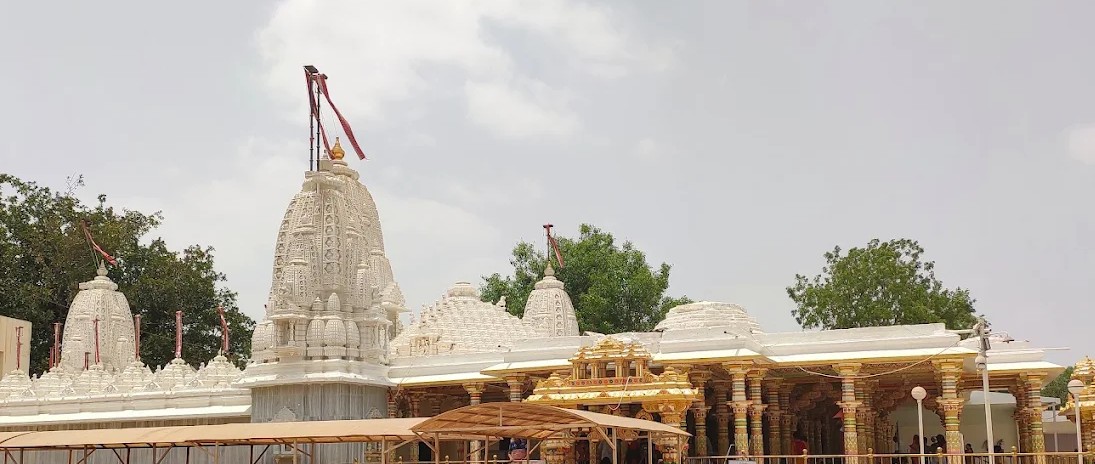 Mahudi Tirth
