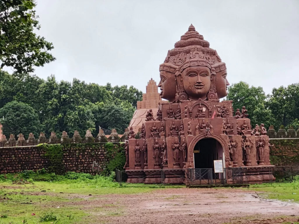 Shri Yantra Mandir Amarkantak