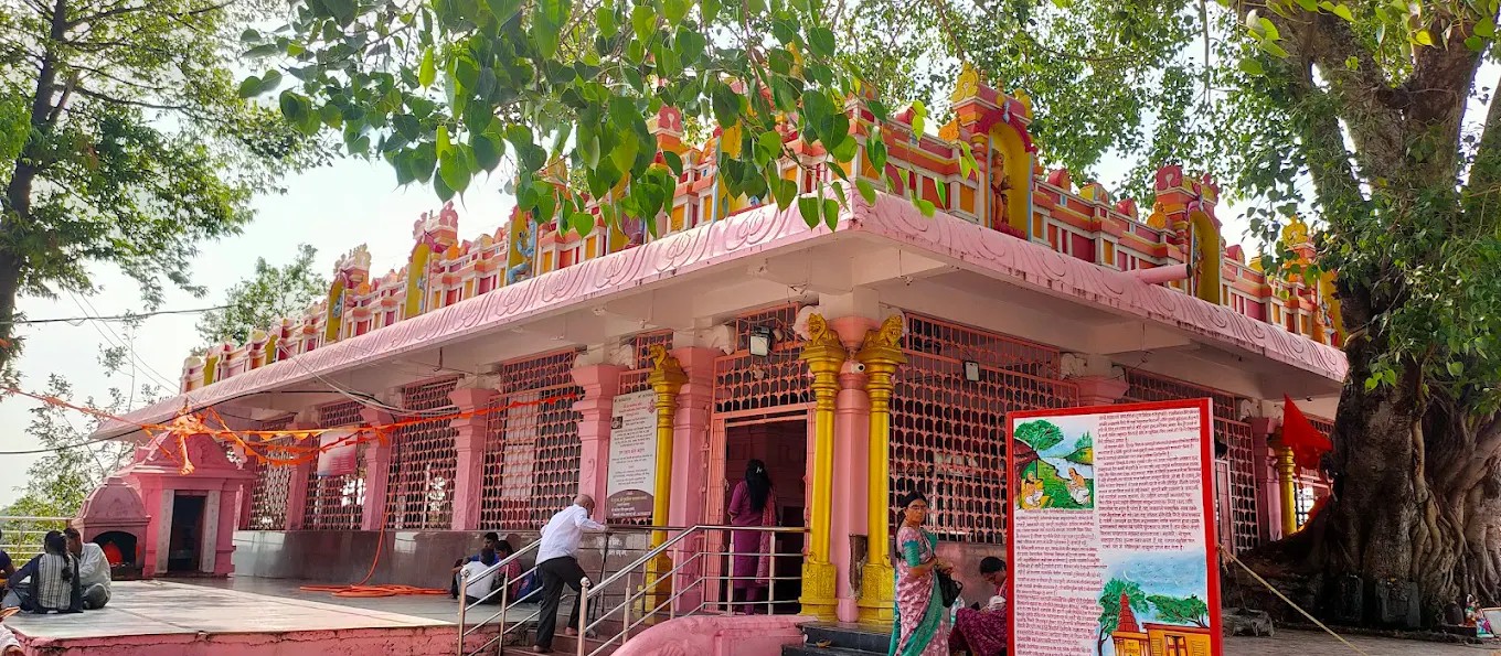 ISKCON Sri Sri Radha Madan Gopal Mandir - Nashik