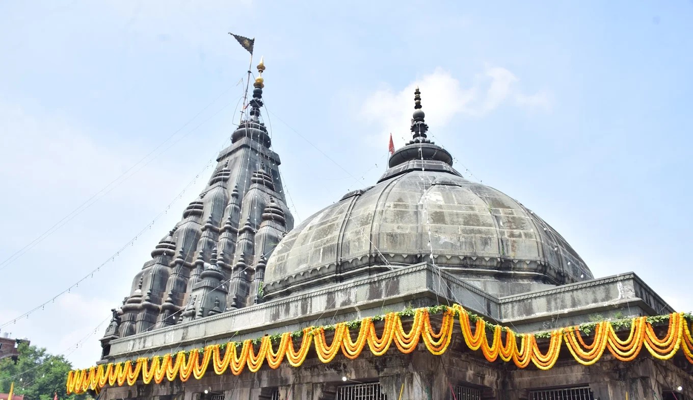 Vishnupad Temple