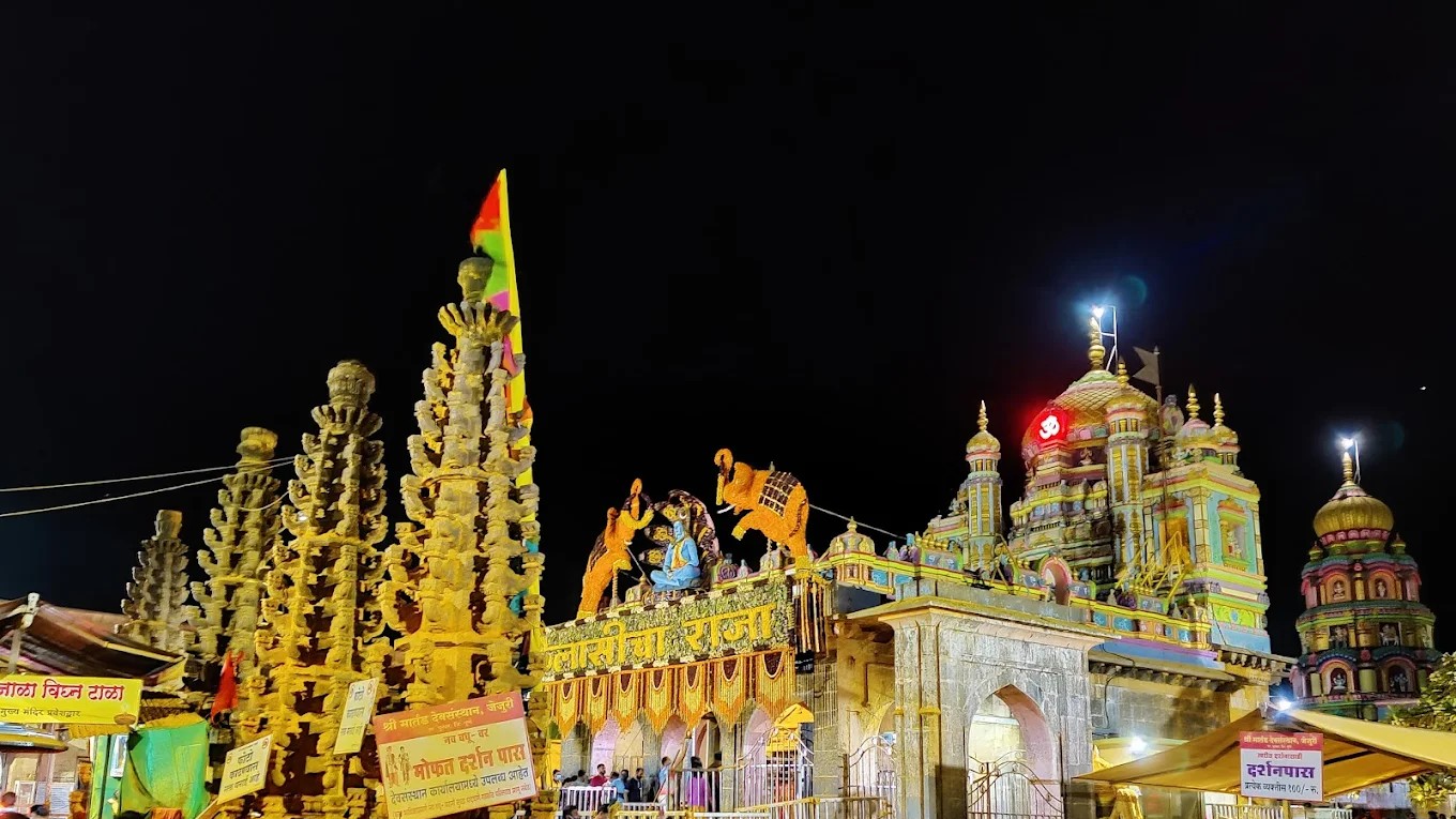 Shri Khandoba Temple Jejuri