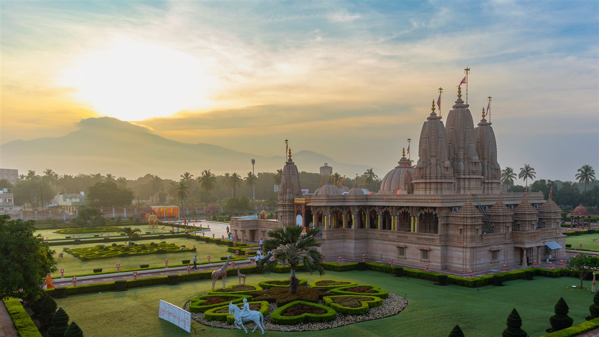 Shree Swaminarayan Mukhya Temple