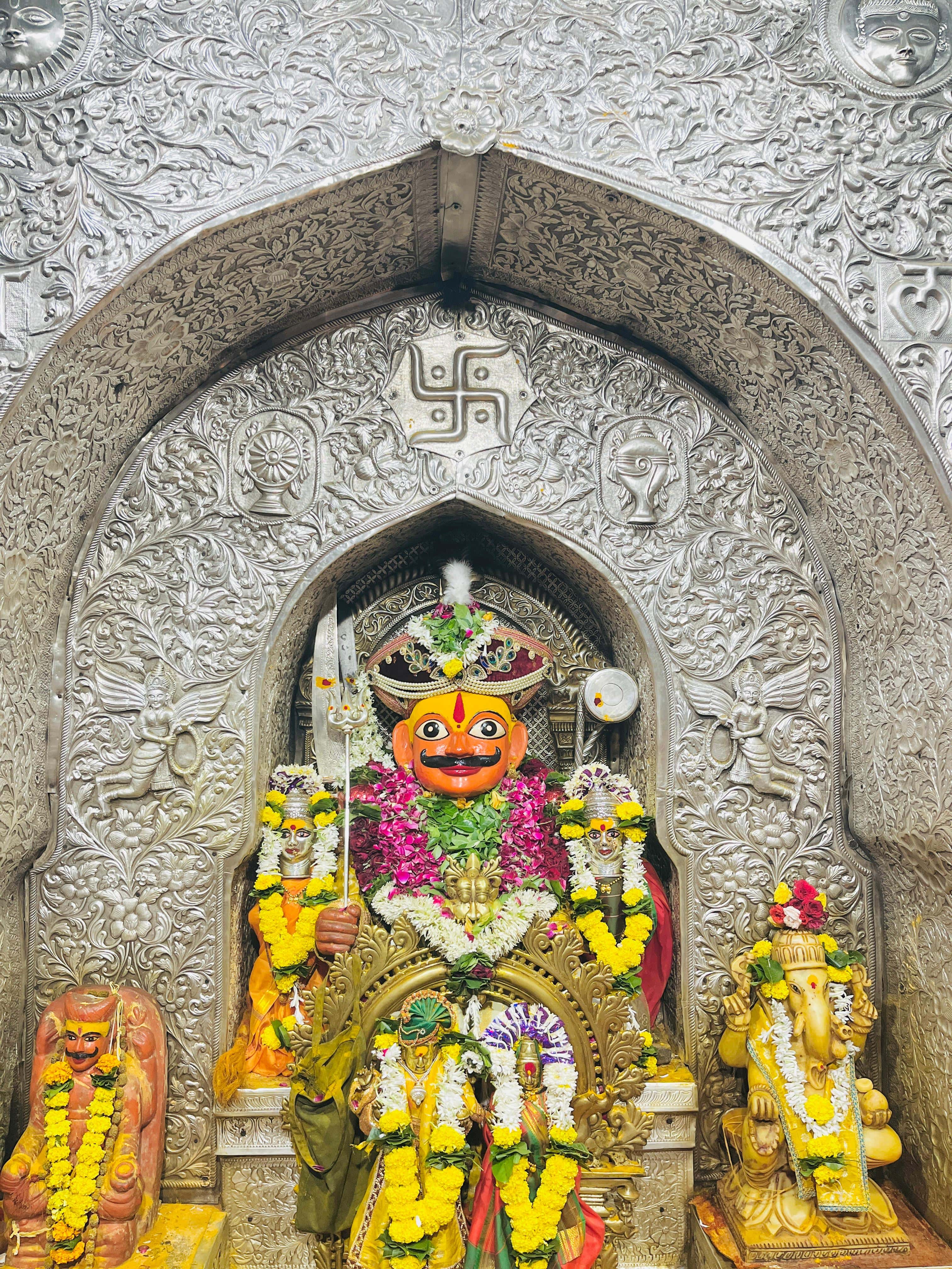 सालासर बालाजी दिव्य श्रृंगार दर्शन