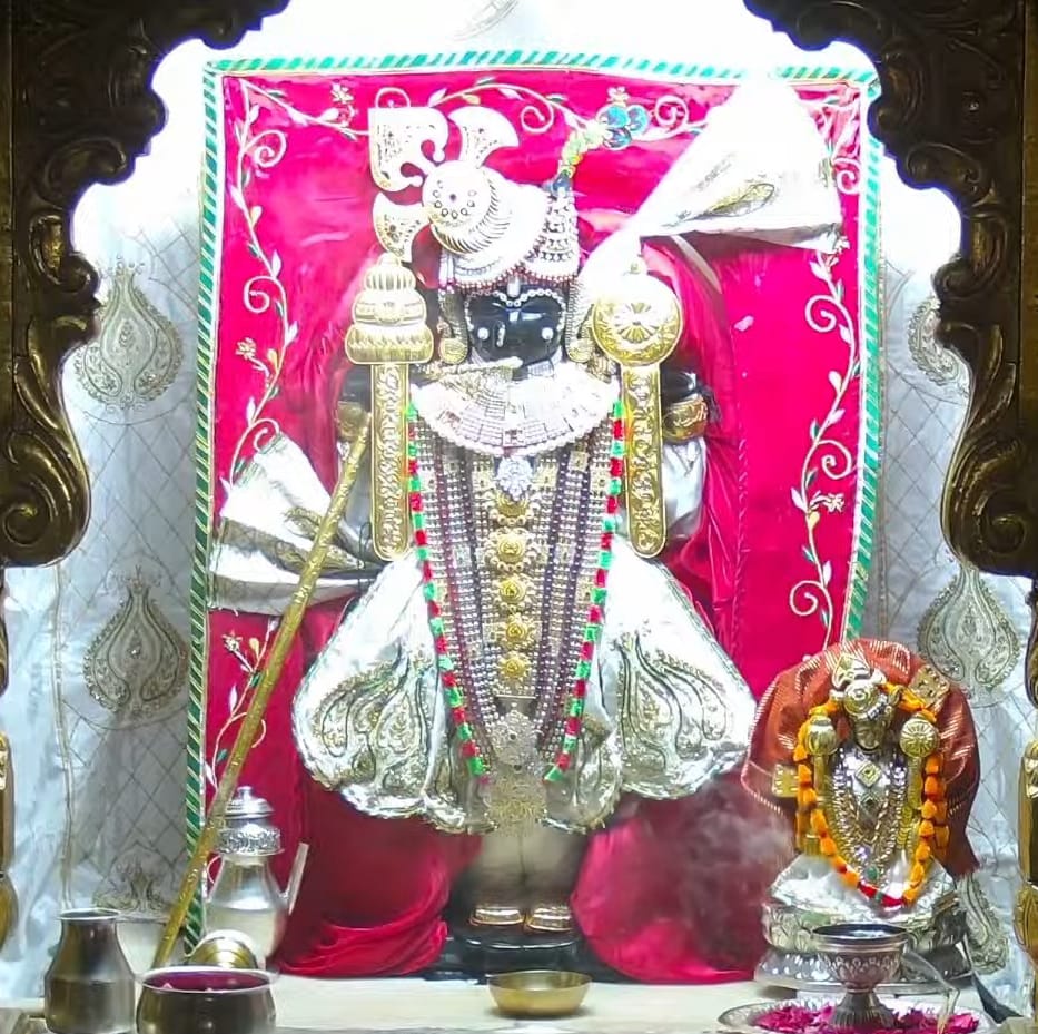 द्वारकाधीश जी के श्रृंगार दर्शन