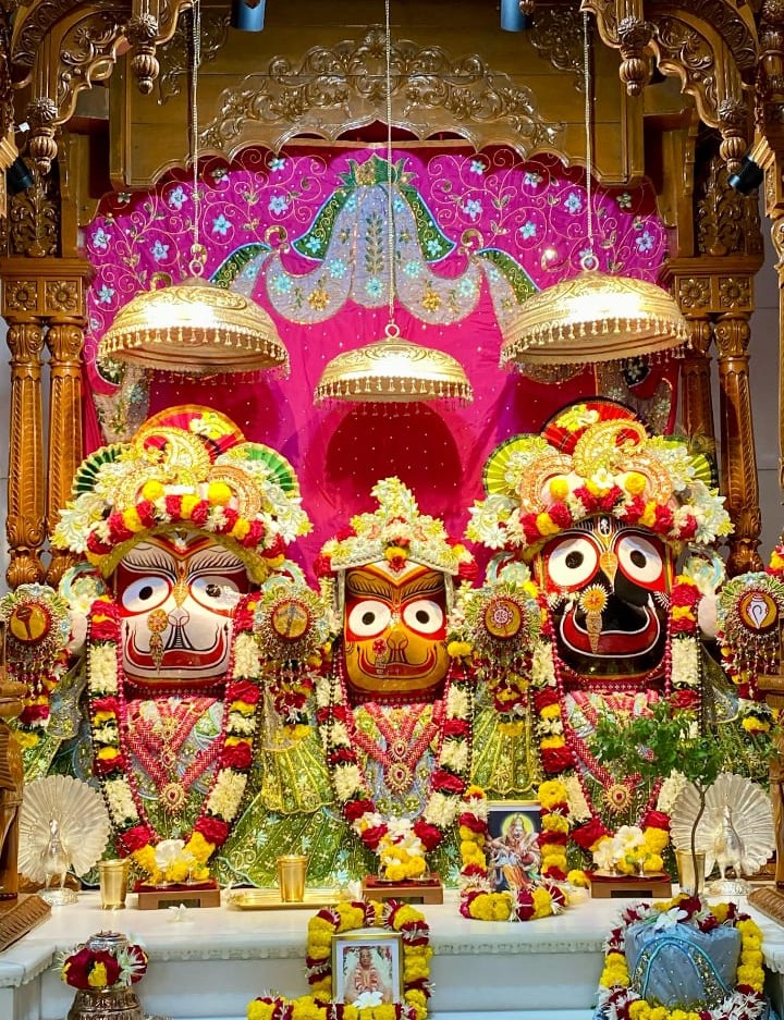 इस्कॉन वडोदरा श्रृंगार दर्शन
