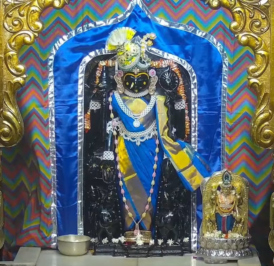 श्री द्वारकाधीश महाराज के श्रृंगार दर्शन