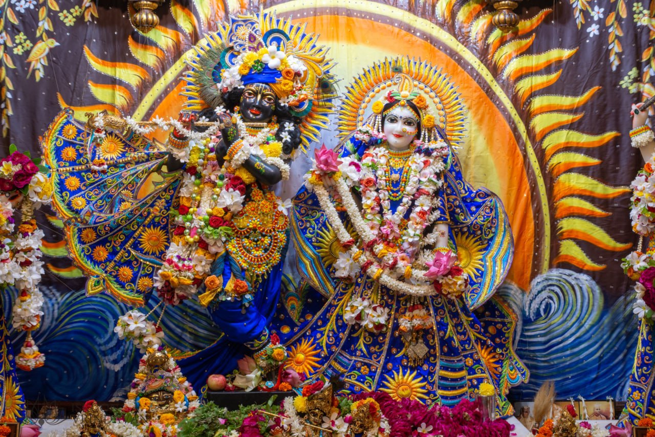 राधे कृष्ण