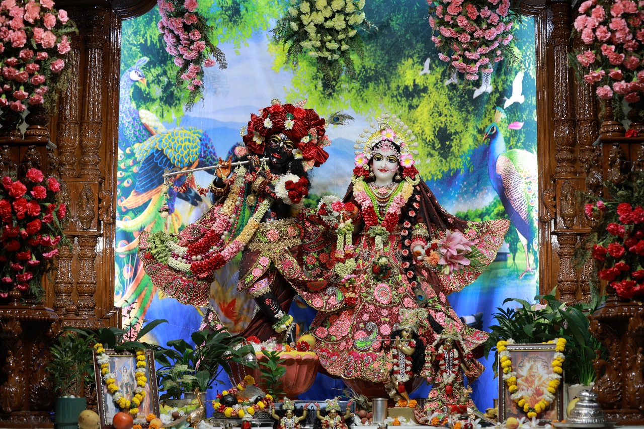 श्री राधे कृष्ण श्रृंगार दर्शन