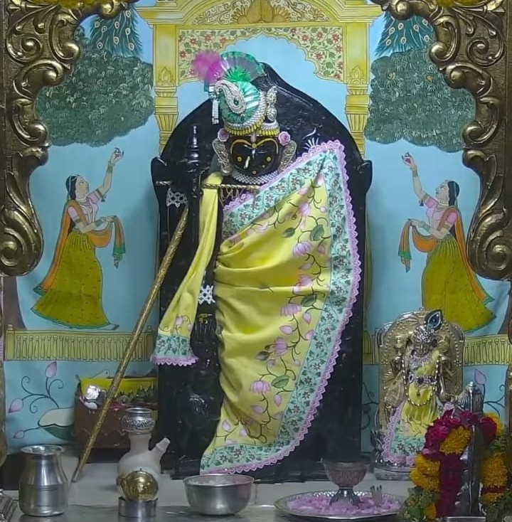 श्री द्वारकाधीश महाराज नित्य श्रृंगार दिव्य दर्शन