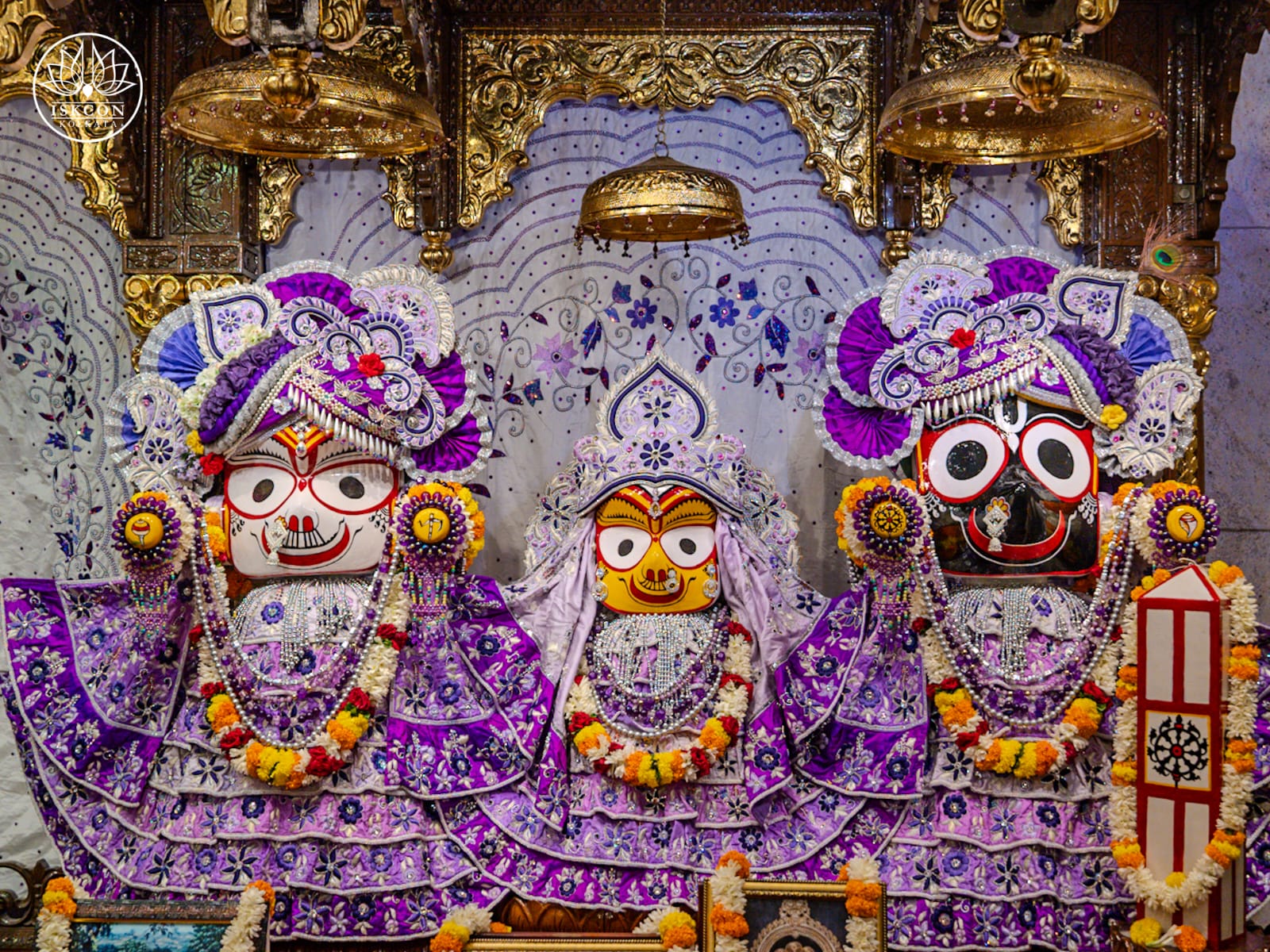 श्रीजगन्नाथ सुभद्रा बलराम श्रृंगार दर्शन