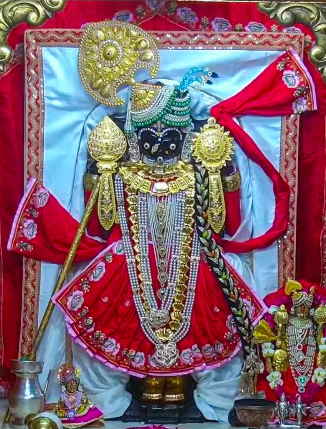 श्री द्वारकाधीश महाराज दिव्य श्रृंगार दर्शन