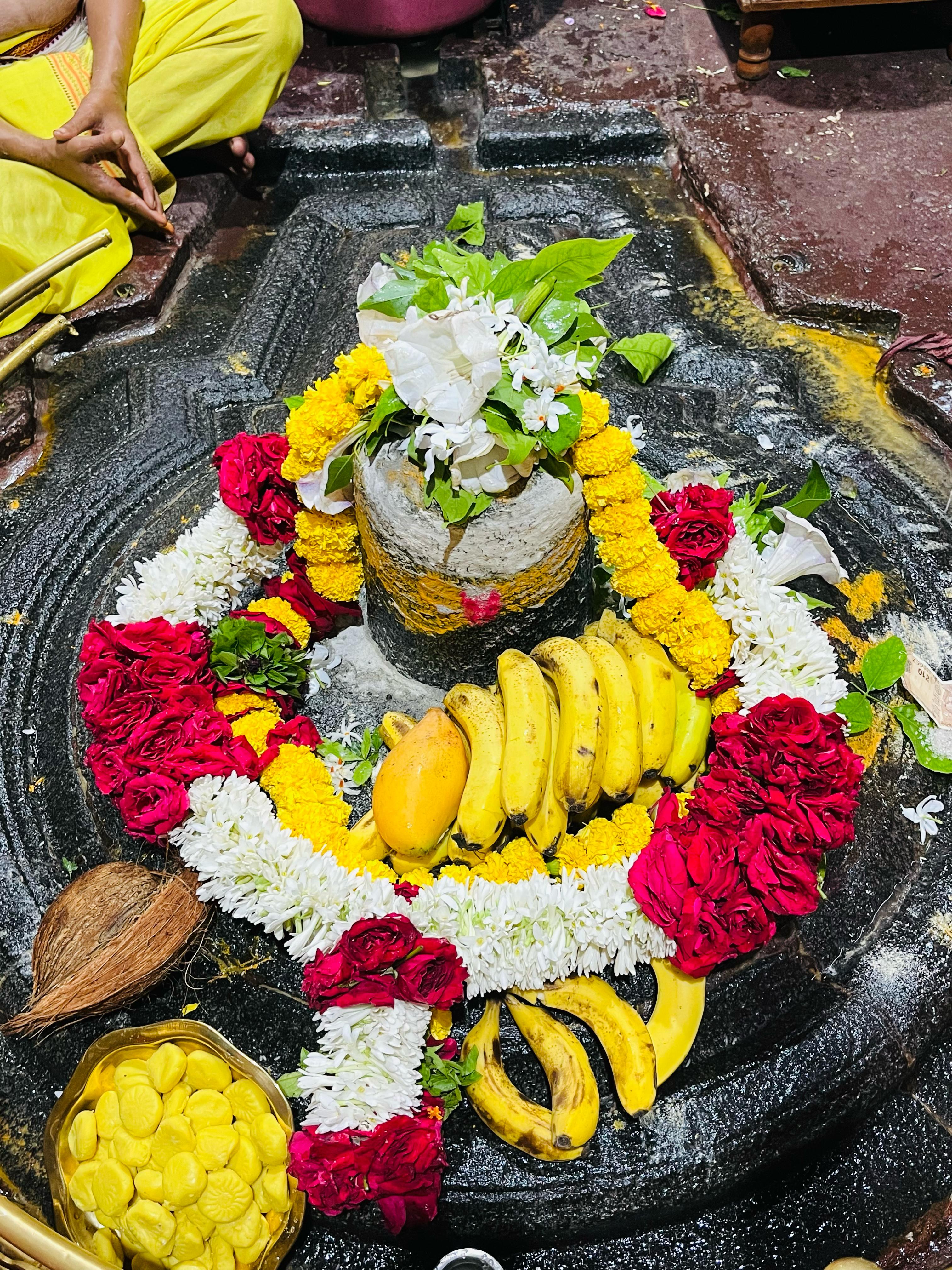 प्रभु श्री घृष्णेश्वर ज्योतिर्लिंग जी के आज के प्रातःकालीन मंगला आरती के दिव्य श्रृंगार दर्शन