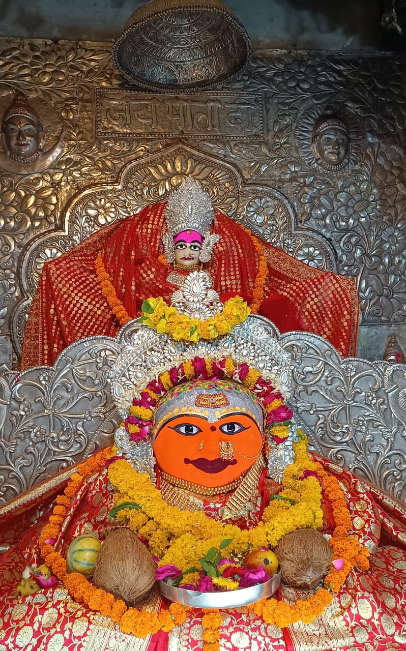 उज्जैयिनी शक्तिपीठ माँ हरसिद्धि मातारानी जी दिव्य श्रृंगार