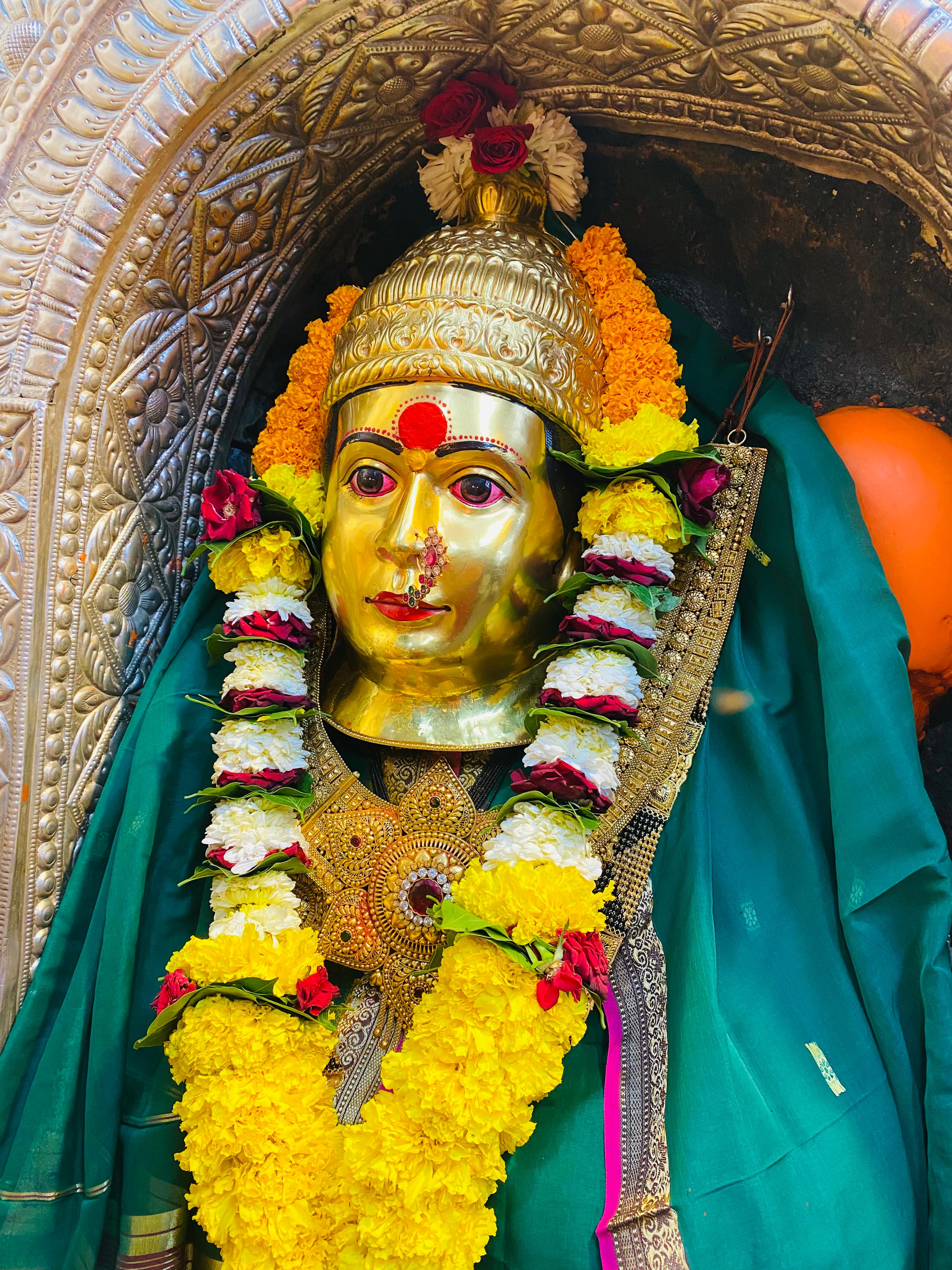 माँ एकवीरा देवी श्रृंगार दर्शन