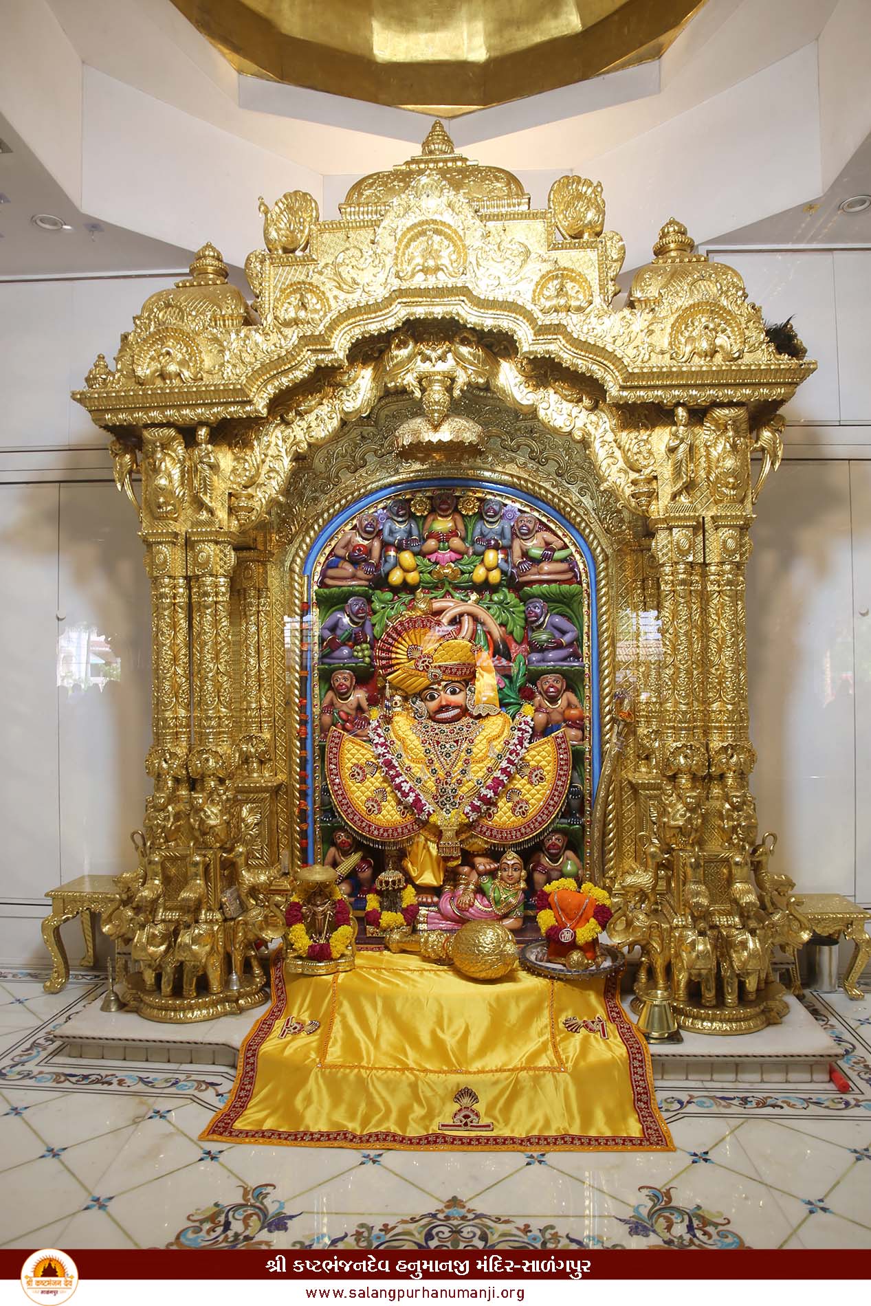 श्री कष्टभंजन देव दिव्य श्रृंगार पावन दर्शन