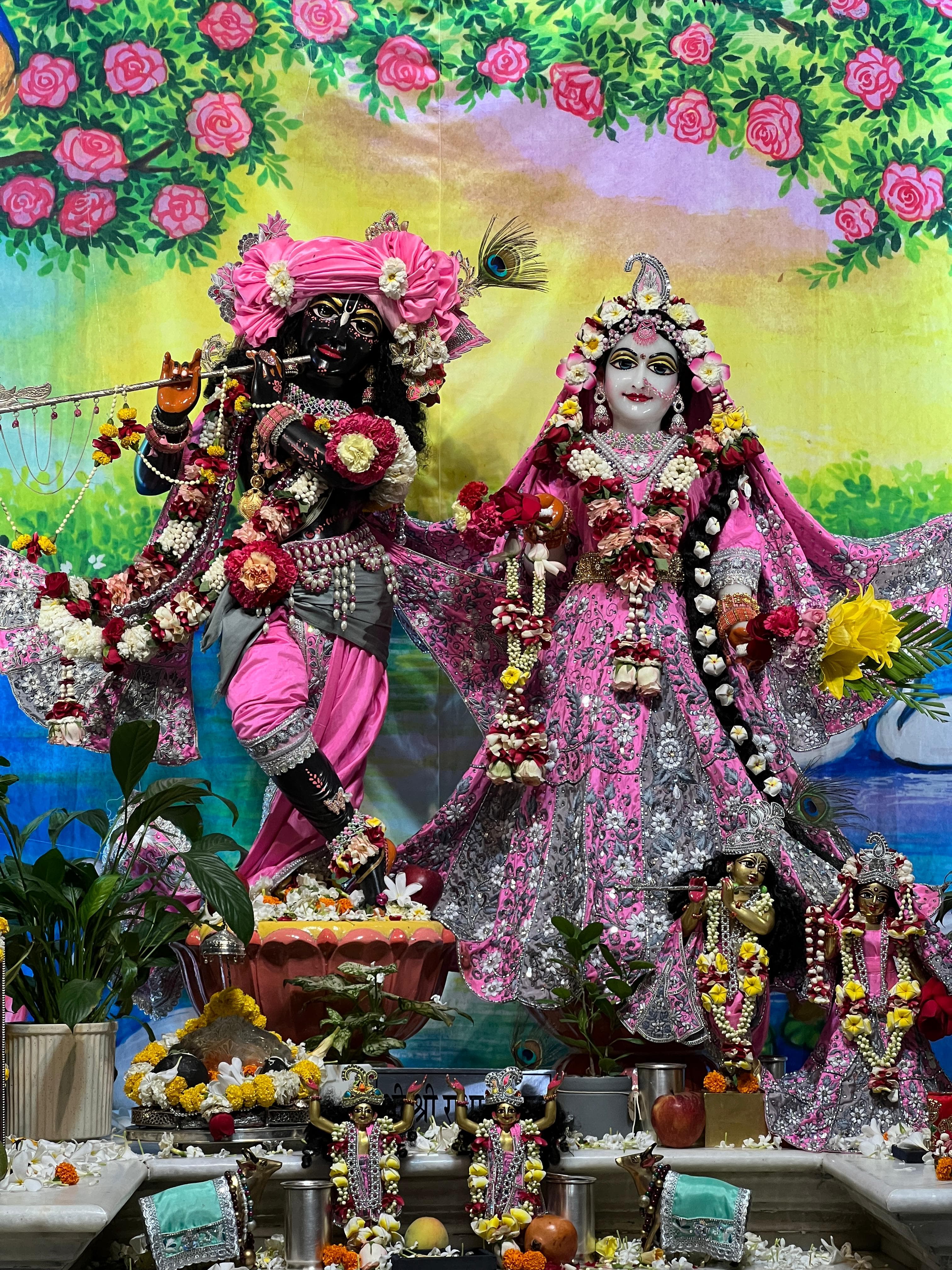 श्री राधामाधव दर्शन