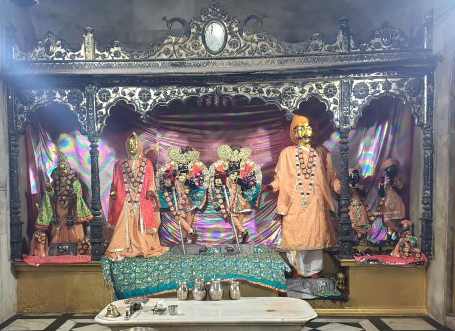 आज के श्रृंगार दर्शन श्री नन्दबाबा मंदिर,नन्दगाँव (मथुरा)