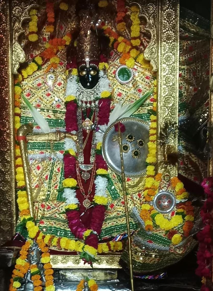 श्री चारभुजानाथ श्रृंगार दर्शन