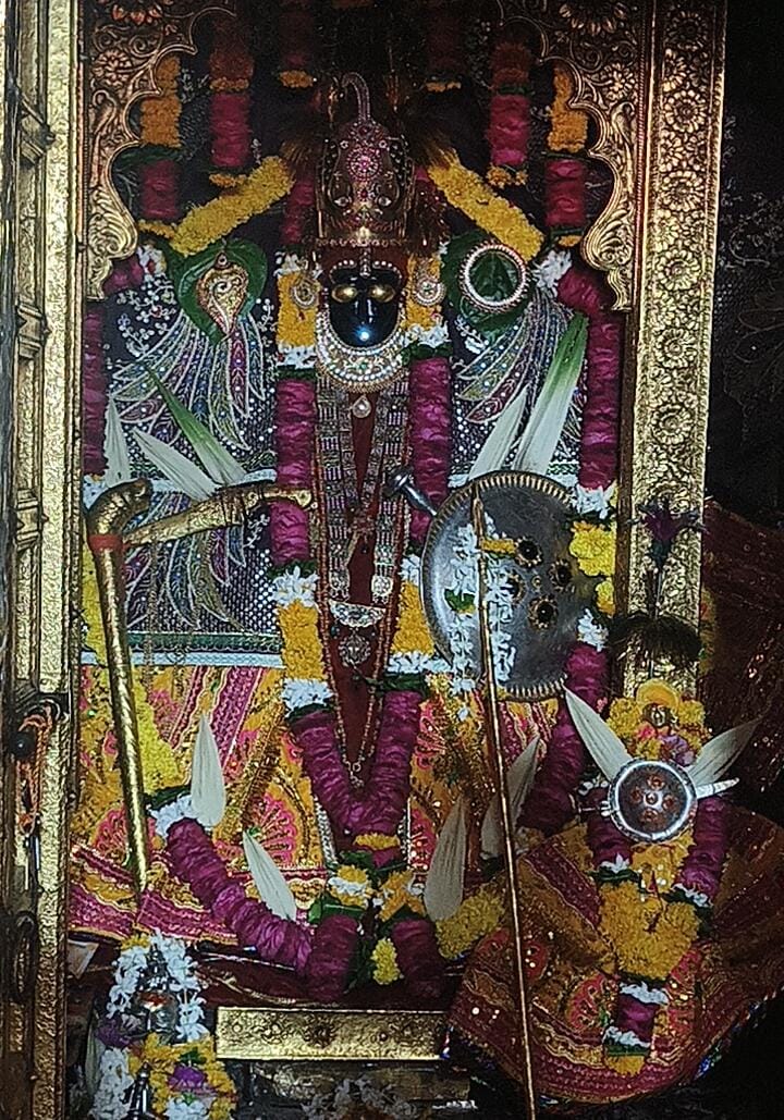 श्री चारभुजानाथ नित्य दर्शन