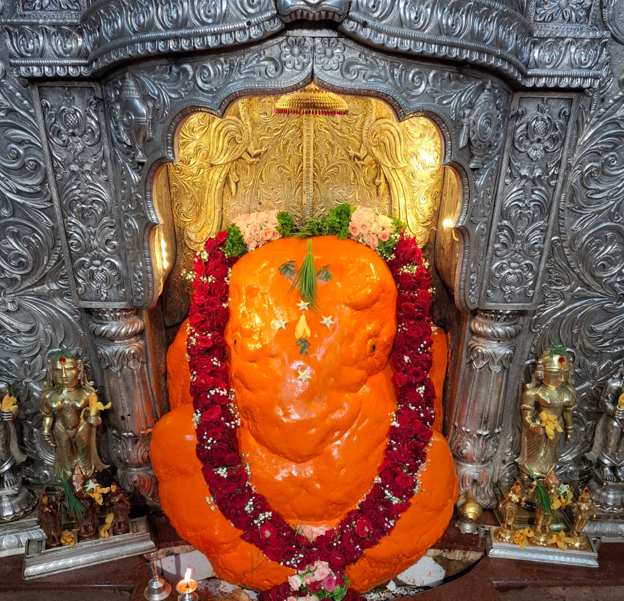 श्री महागणपति नित्य दर्शन