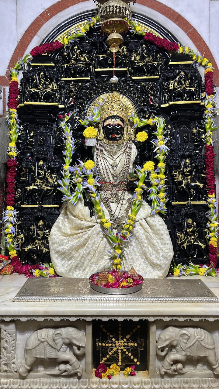 श्री त्रिपुरसुन्दरी नित्य दर्शन