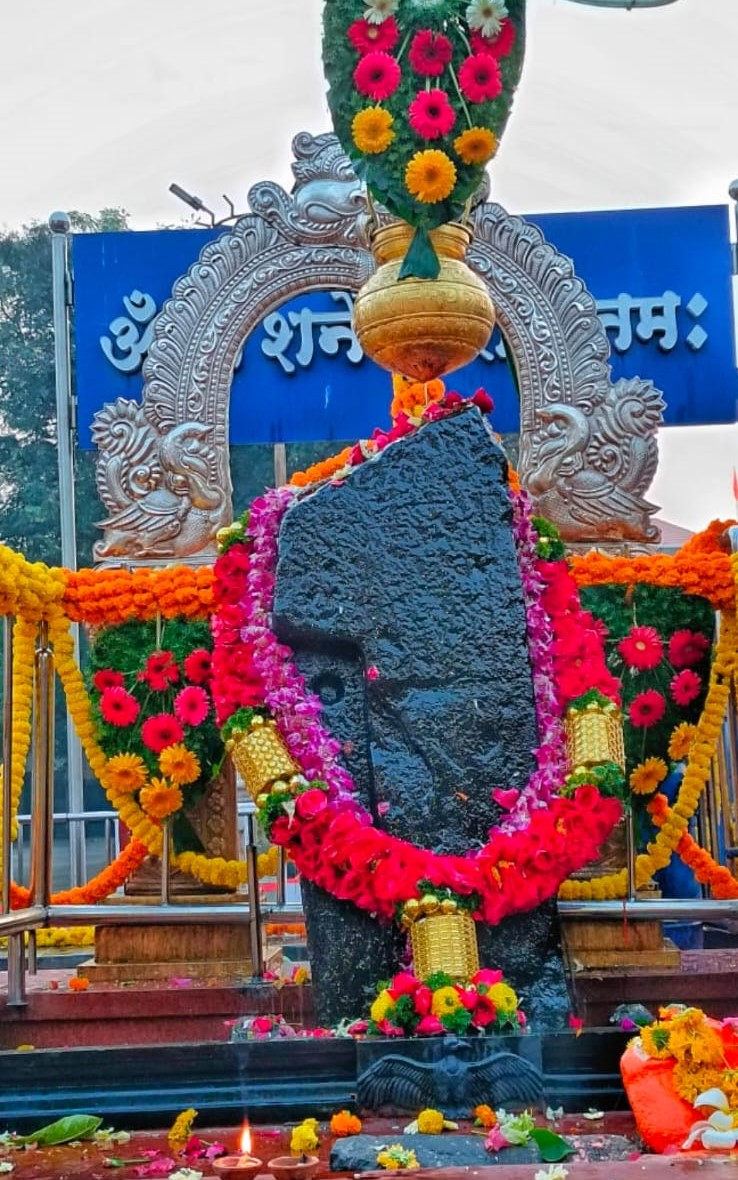 शनि देव श्रृंगार दर्शन