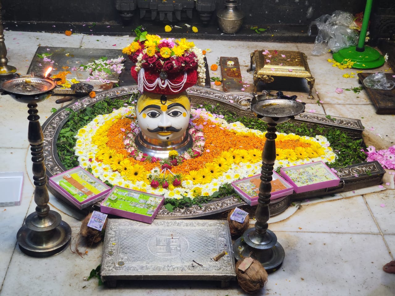 प्रभु श्री त्र्यंबकेश्वर ज्योतिर्लिंग दिव्य श्रृंगार दर्शन
