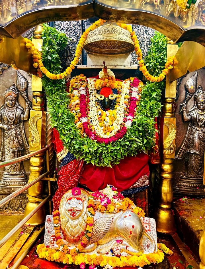 श्री विंध्यवासिनी नित्य श्रृंगार दर्शन