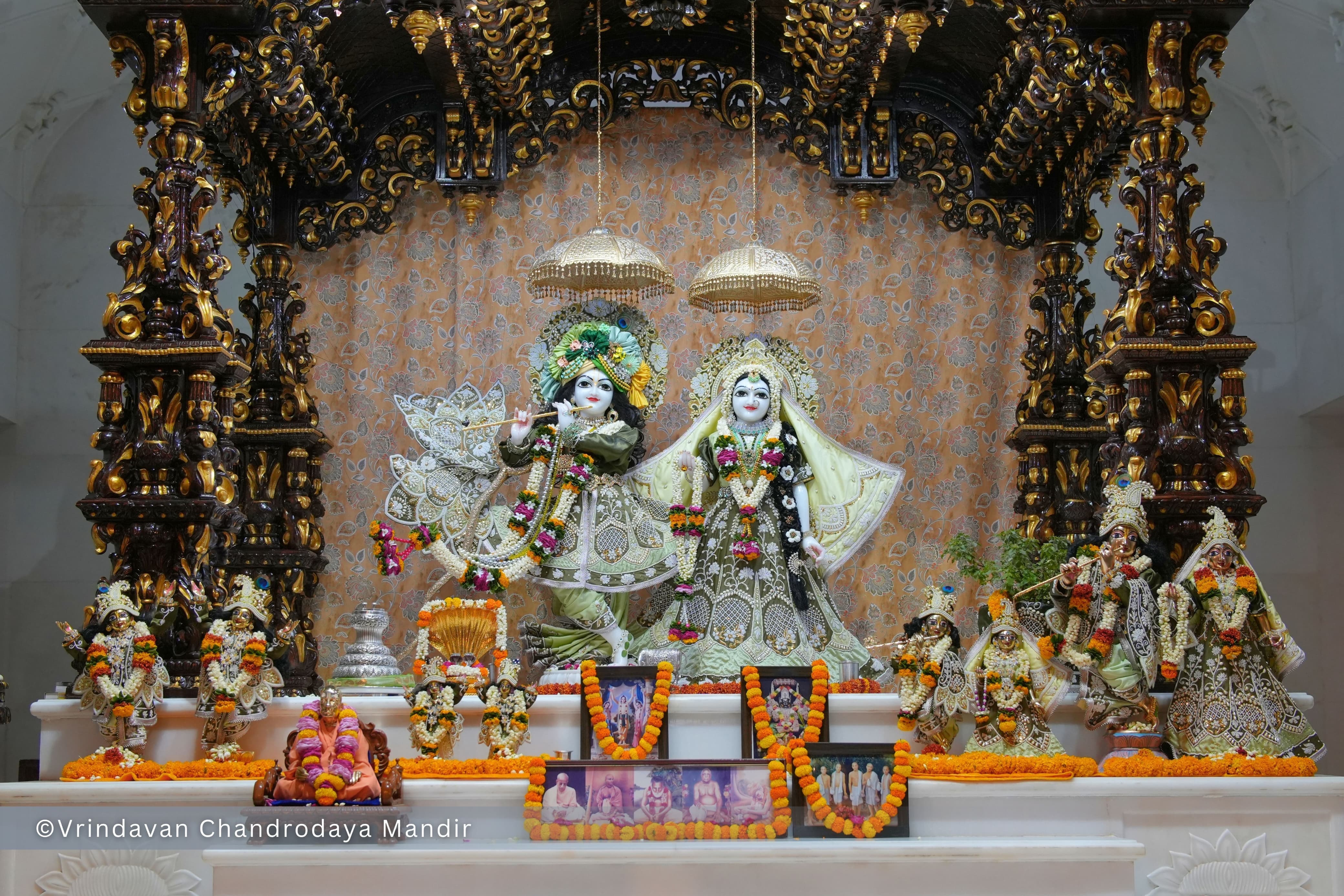 जय राधामाधव