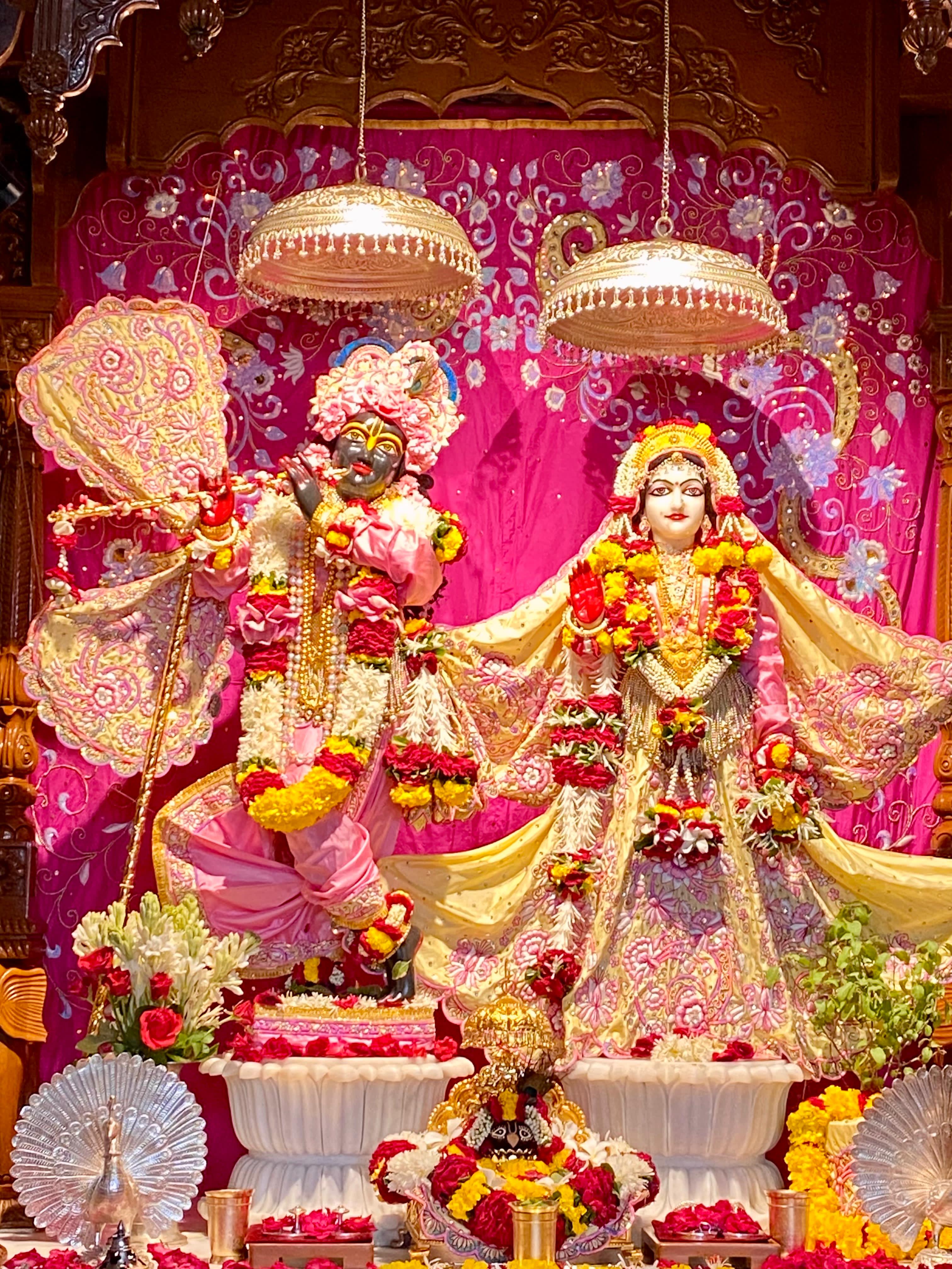 राधे कृष्ण