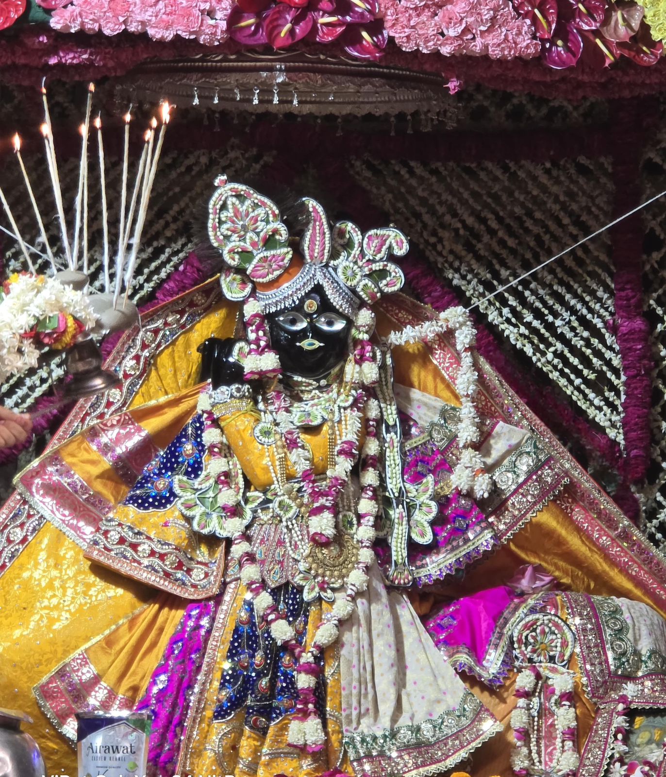 ठाकुर श्री बांके बिहारी जी के श्रृंगार दर्शन