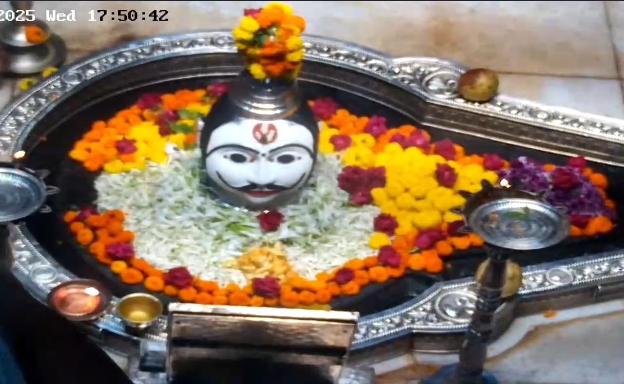 महामृत्युंमजय भगवान श्री त्र्यंबकराज पुष्प पूजा दर्शन