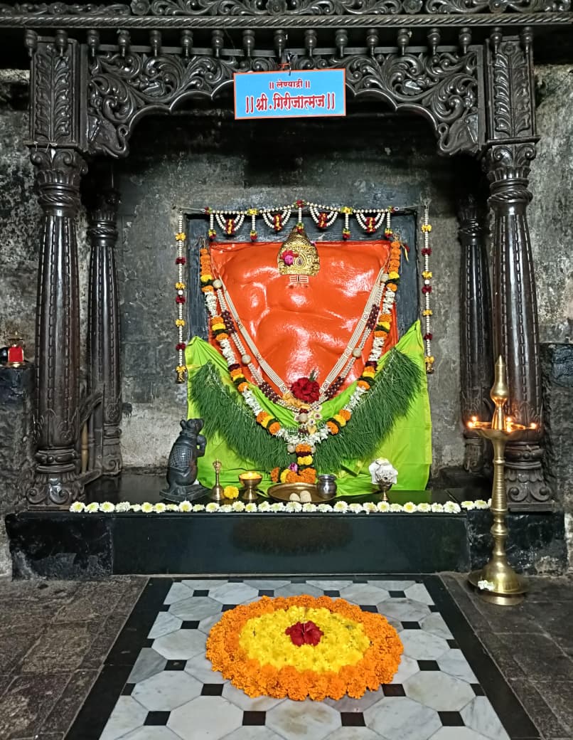 लेन्याद्रि गणपति जी के दर्शन