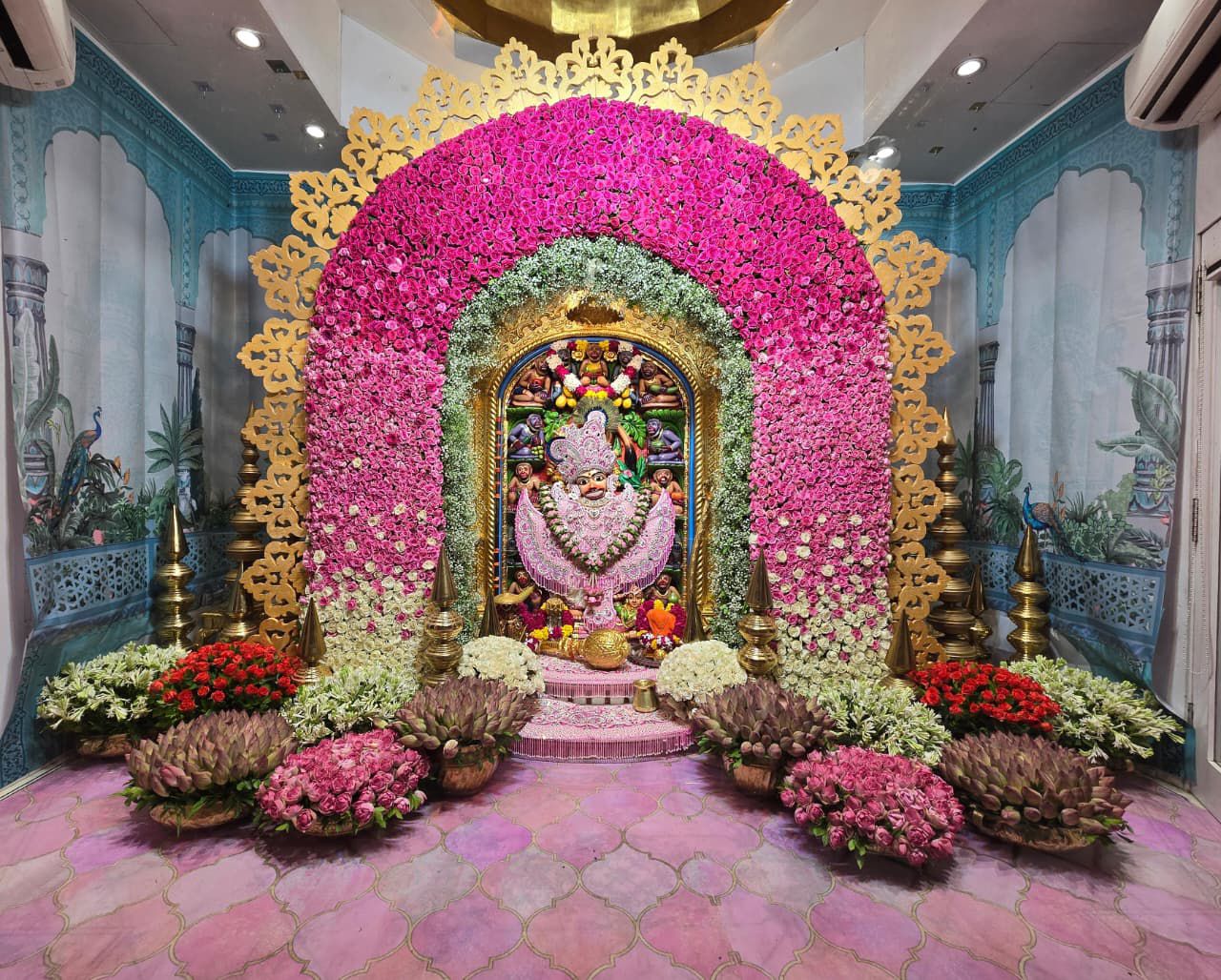 कष्टभंजन देव के दर्शन