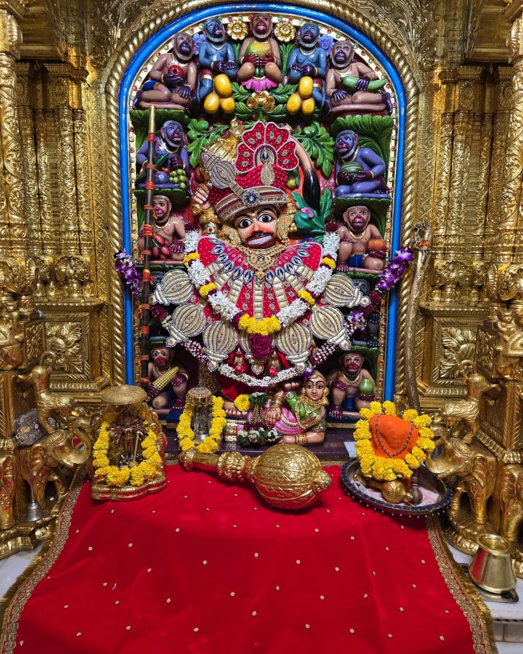 कष्टभंजन देव हनुमान के दर्शन