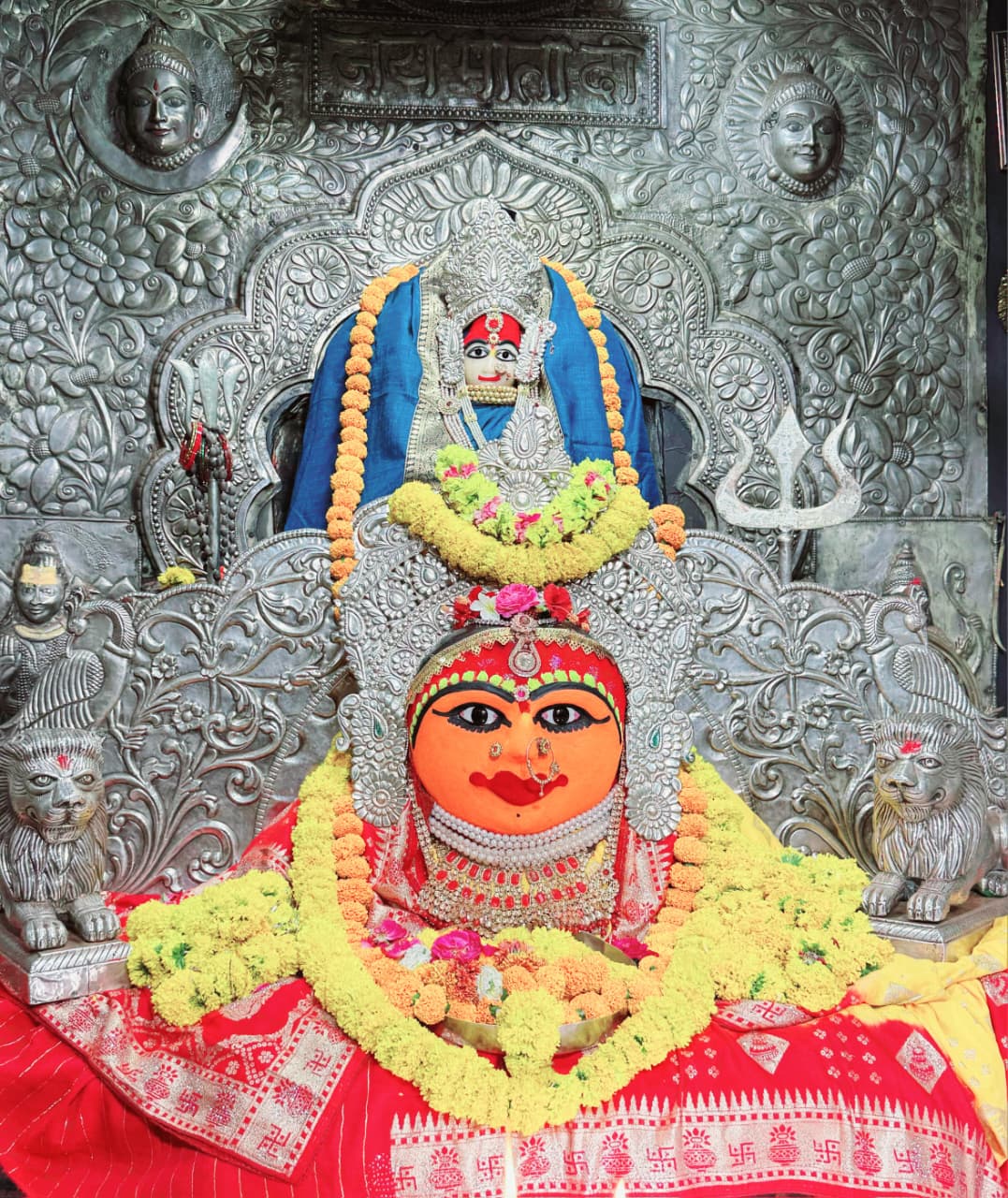 माँ हरसिद्धि मातारानी जी प्रातःकालीन मंगला आरती के दिव्य श्रृंगार दर्शन