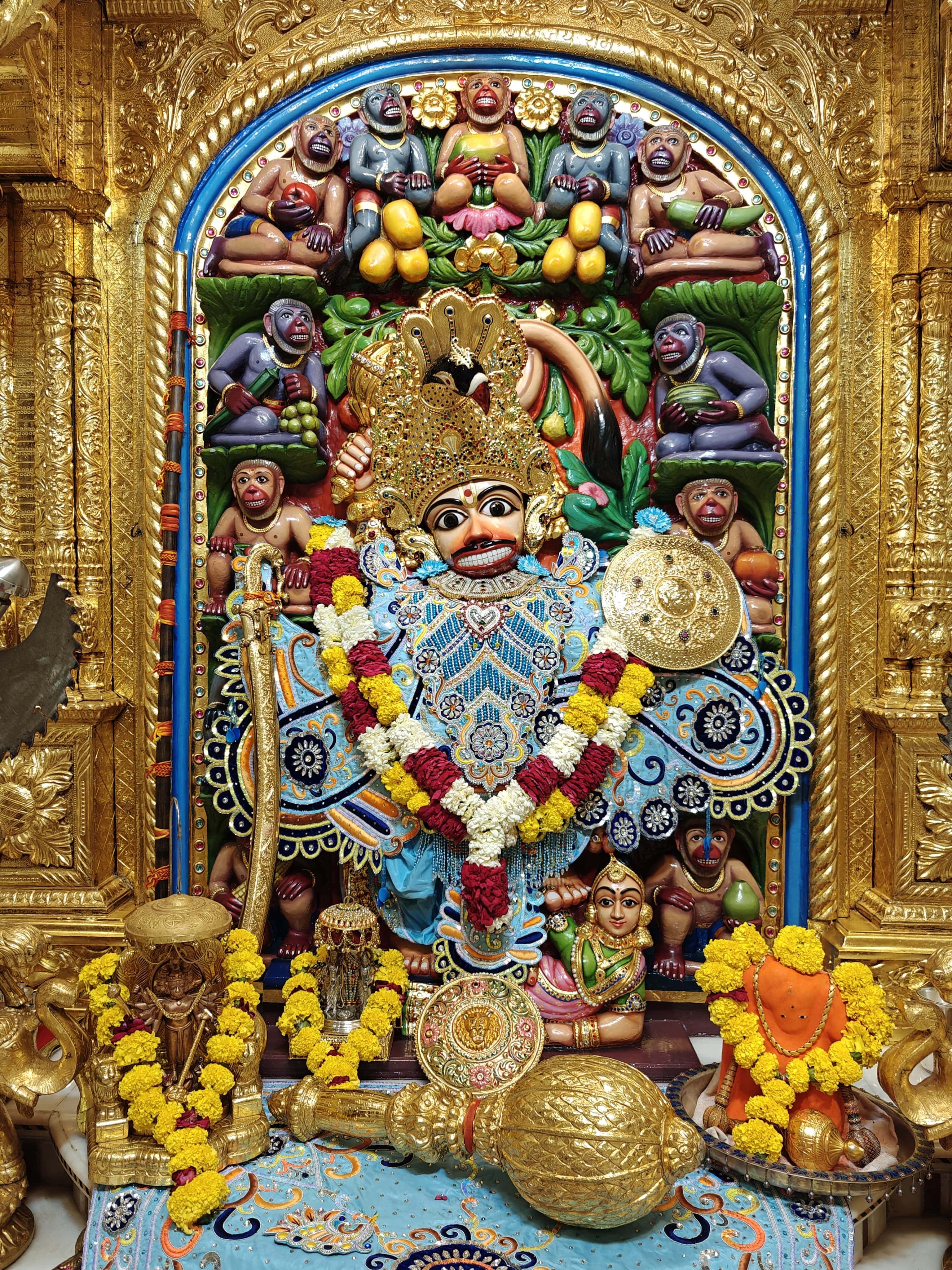 कष्टभंजन देव के दर्शन