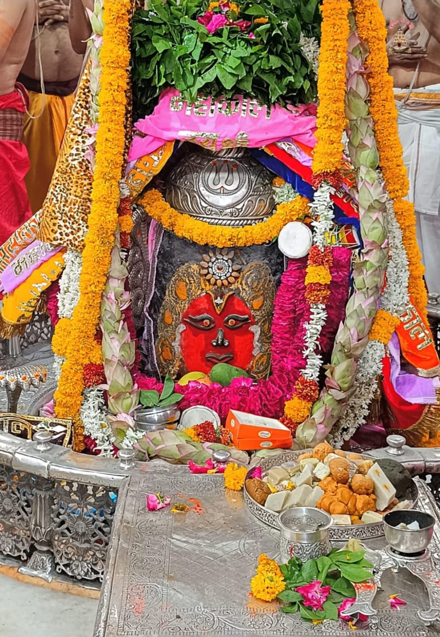 प्रभुश्री महाकालेश्वर ज्योतिर्लिंग भस्म आरती श्रृंगार दर्शन