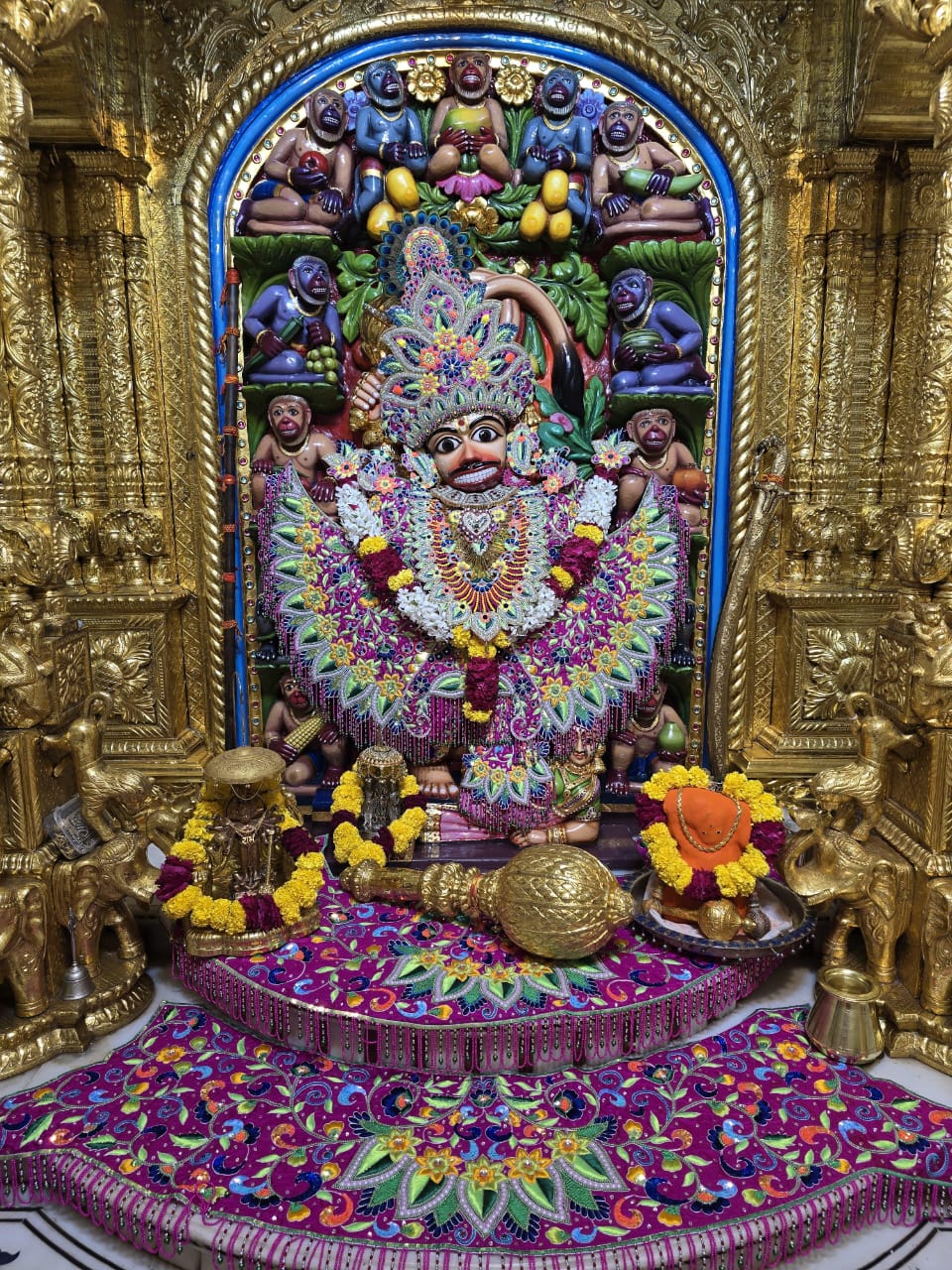 जय कष्टभंजन देव