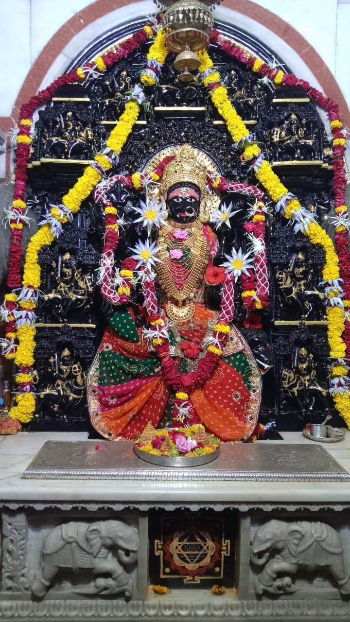 त्रिपुरा सुंदरी के दर्शन