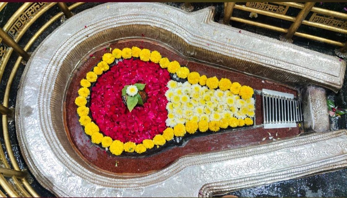 श्री भीमाशंकर ज्योतिर्लिंग जी के आज के मंगला आरती श्रृंगार दिव्य दर्शन