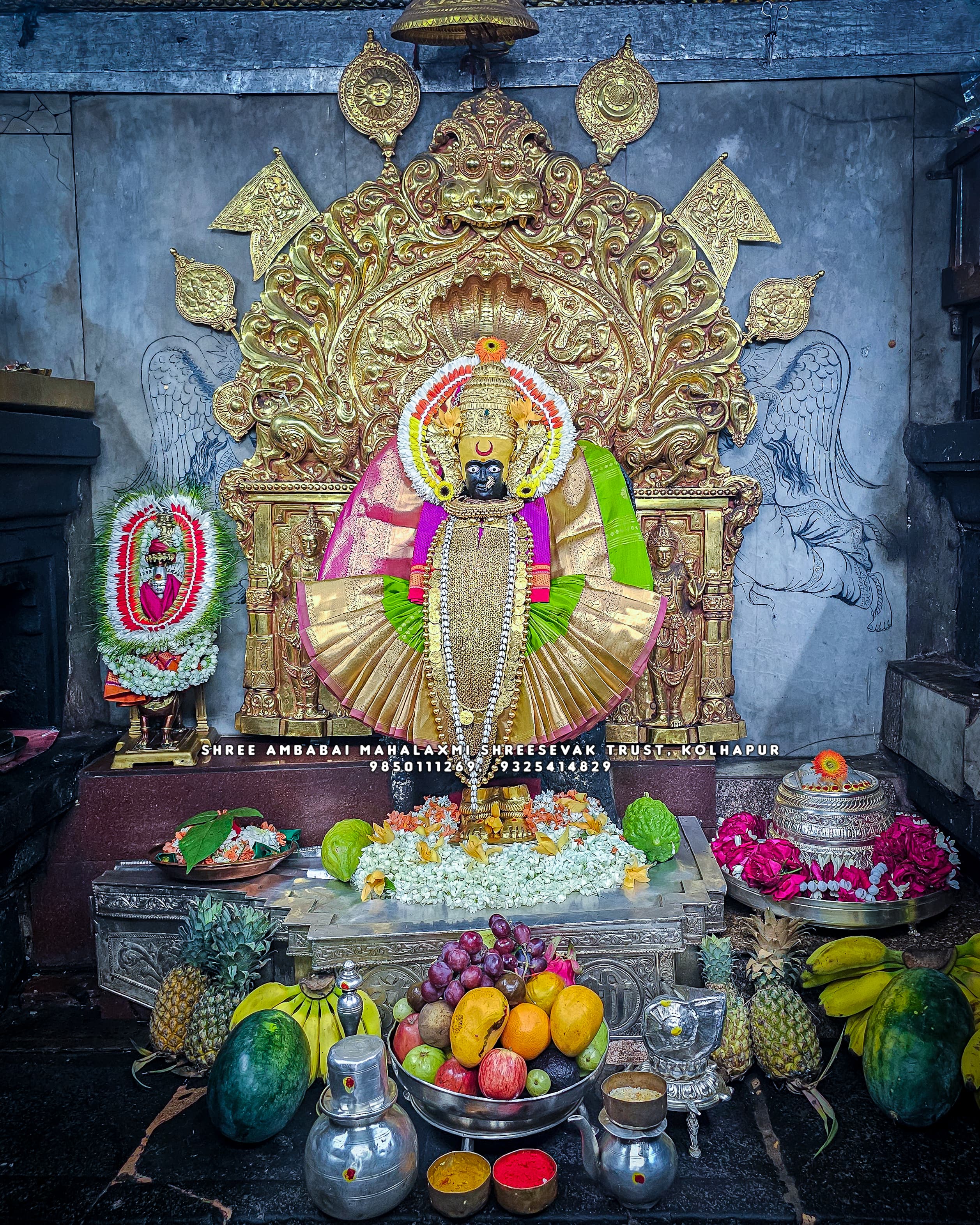 कोल्हापुर महालकशमी माता दिव्य श्रृंगार दर्शन